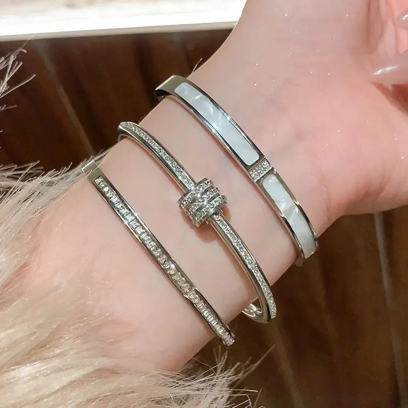 Bracelet Bangle